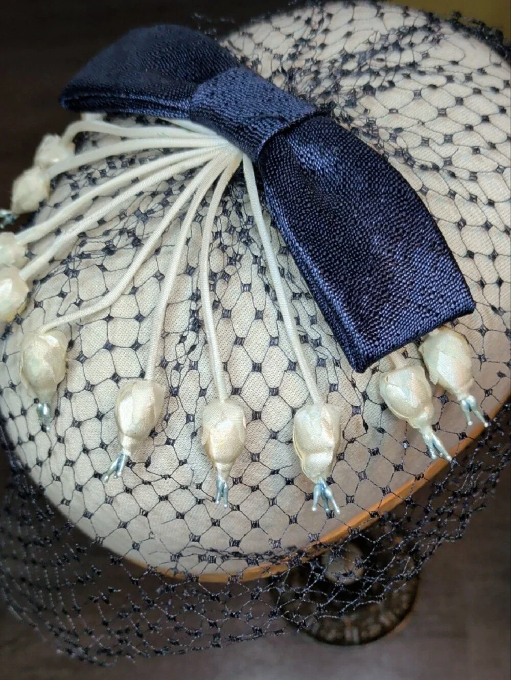 Vintage 60s Navy Blue Bow Veil Hair Fascinator w/ Draping Rose Buds MCM